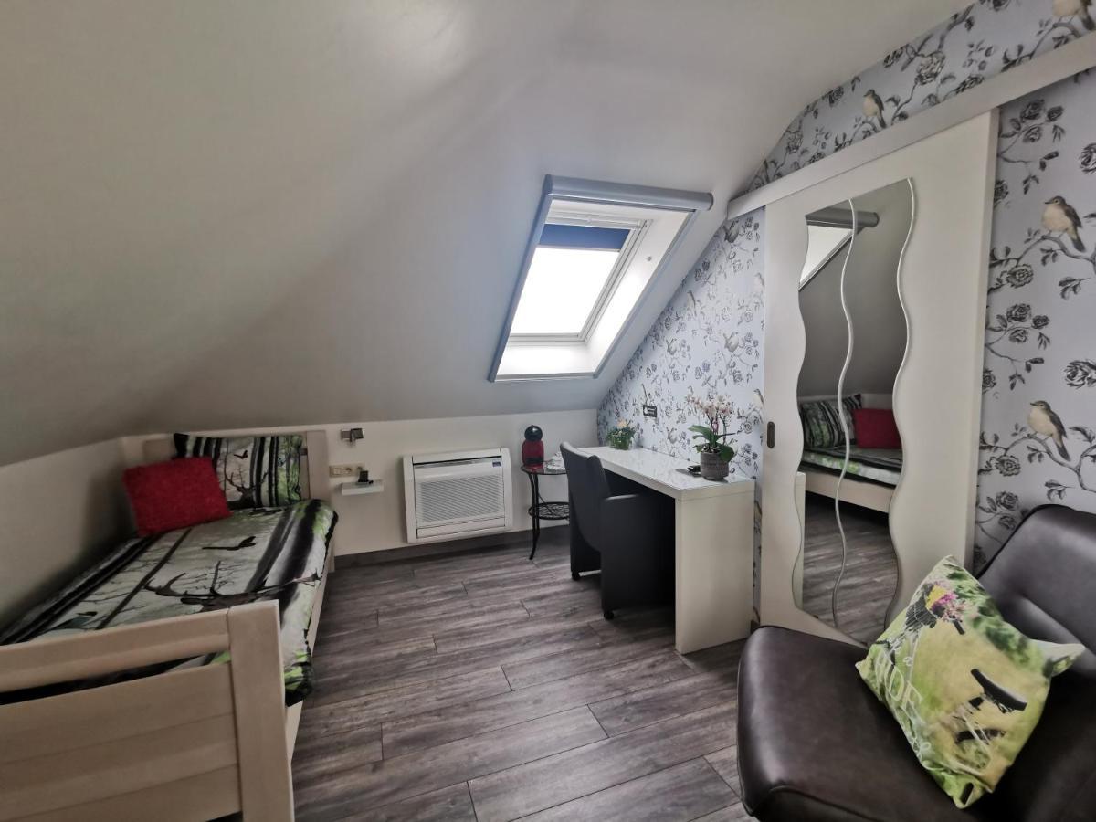 B&B De Watering Lommel Extérieur photo